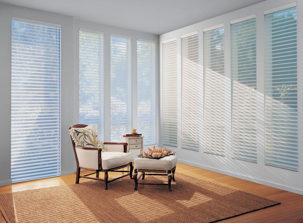 Тканевые жалюзи Hunter Douglas